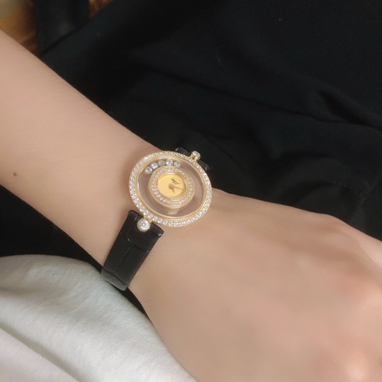 萧邦-Chopard,Happy Diamonds 快乐钻系列!瑞士ETA石英机芯,双层蓝宝石玻璃进口表带分别:有鸵鸟纹、原纹、娟丝带可供选择!尺寸约28mm、厚度约7mm 萧邦-Chopard,Happy Diamonds 快乐钻系列!瑞士ETA石英机芯,双层蓝宝石玻璃进口表带分别:有鸵鸟纹、原纹、娟丝带可供选择!尺寸约28mm、厚度约7mm
