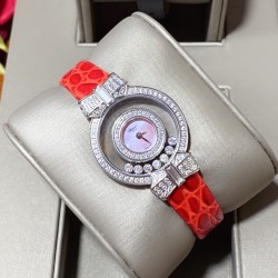 实拍 (蝴蝶结)chopard-happy Sport 萧邦HAPPY DIAMONDS系列快乐钻 腕表蓝宝石玻璃镜面 原厂瑞士石英机芯 镜面内自由滑动快乐钻 钻石围绕表盘回旋起舞 制作精巧双层透明跳跃时尚的设计风格，完美女性的前卫、大方、秀气的特质，内、外蓝宝石玻璃 ，微型按调EAT瑞士石英机，表壳直径约28mm