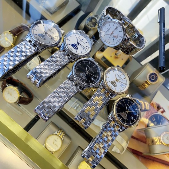 实物拍摄品牌：江诗丹顿 -Vacheron Constantin 最新推出类型：[酷]男士腕表表壳：316精钢（做工优质）表带：进口真牛皮/316精钢（两种可选）机芯：高级定制全自动机械机芯（走时稳定）玻璃：高级强化镀膜镜面尺寸：直径40mm，厚度12.5mm