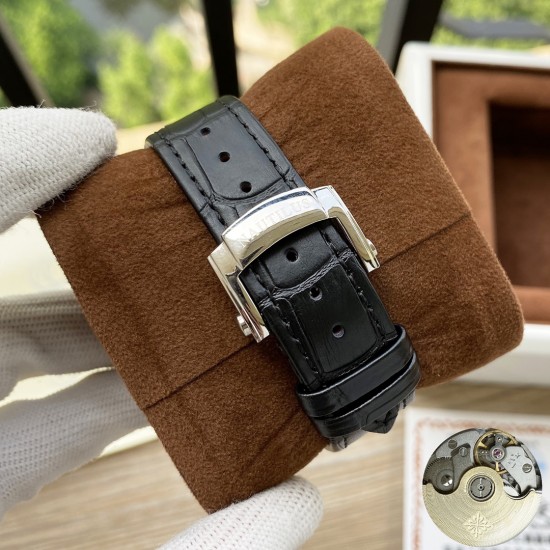 百达翡丽 Patek Philippe 鹦鹉螺系列,精品男士腕表,多功能设计,技艺精湛,独具匠心,尊贵大气,绅士风范。采用全自动机械机芯,顶级316精钢表壳,进口小牛皮表带,矿物质超强镜面,尺寸43-13 百达翡丽 Patek Philippe 鹦鹉螺系列,精品男士腕表,多功能设计,技艺精湛,独具匠心,尊贵大气,绅士风范。采用全自动机械机芯,顶级316精钢表壳,进口小牛皮表带,矿物质超强镜面,尺寸43-13