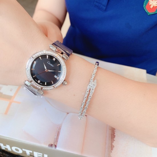 卡地亚-CARTIER腕表 个性2019新款女士手表潮流镶钻大表盘防水女表 ❤️简约三针3字位单日历设计,316精钢表壳,尺寸:35mm厚9mm 卡地亚-CARTIER腕表 个性2019新款女士手表潮流镶钻大表盘防水女表 ❤️简约三针3字位单日历设计,316精钢表壳,尺寸:35mm厚9mm