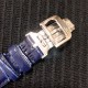 实拍 新品积家积家JL约会系列星辰月相全面开售「壳套」全新凸型线设计 配置双卜兰宝石玻璃 视觉上更薄更具艺术气质!「皮带」选用意大利牛皮表带 皮质柔软 舒适感十足!「机芯」进口9015机改原装cal.935A自动上链机芯(不加夹板) 具昼夜显示功能 「尺寸」直径34mm ✖️厚度10mm「表针」顶级烧钢蓝高光玫瑰金双项搭配!「月相盘」特调深蓝景空为底 搭配活色月亮星辰 更形象生动地展现浩瀚星空 其中 白色月相更是具备夜光效果哦! 实拍 新品积家积家JL约会系列星辰月相全面开售「壳套」全新凸型线设计 配置双卜兰宝石玻璃 视觉上更薄更具艺术气质!「皮带」选用意大利牛皮表带 皮质柔软 舒适感十足!「机芯」进口9015机改原装cal.935A自动上链机芯(不加夹板) 具昼夜显示功能 「尺寸」直径34mm ✖️厚度10mm「表针」顶级烧钢蓝高光玫瑰金双项搭配!「月相盘」特调深蓝景空为底 搭配活色月亮星辰 更形象生动地展现浩瀚星空 其中 白色月相更是具备夜光效果哦!