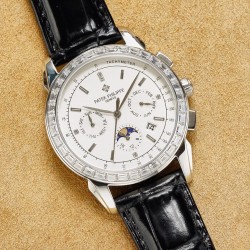 高端系列！2019新款 百达翡丽 （实拍图）Patek   Philippe 贵族的艺术品！搭配进口9100多功能机芯（0返修）功能（24小时,星期，星辰，月份）进口316精钢！搭配意大利进口小牛皮！原装折叠扣！尺寸42mm。耐磨防刮蓝宝石玻璃！超强防水50米！简约而不简单！你永远无法拥有一块百达翡丽，你只是在替你的后代保管他.  (  慎重承诺 ： 产品实物光泽手感更佳精湛  字盘刻度栩栩如生  壳套工艺都是宗师级别轻身检验 加上新时代机器高技锻造  上手震撼尊贵非凡。你值得拥有！