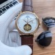 实物拍摄品牌：江诗丹顿 -Vacheron Constantin类型：[酷]男士腕表表壳：316精钢（做工优质）表带：进口真牛皮/316精钢（两种可选）机芯：高级定制全自动机械机芯（走时稳定）玻璃：高级强化镀膜镜面尺寸：直径41mm，厚度12.5mm