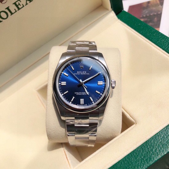 ROLEX 劳力士 蚝式恒动型 超卓性能,高效稳定,三格链节舒适度极佳,圆拱型外圈搭配上对版的彩色表盘,非常独特的设计,在光线下会有一种莹润,透亮的感觉# 字体样式 模具均选与ROLEX相同字体,防刮损蓝宝石玻璃镜面,旋入式表冠,双扣锁双重防水!表扣内侧外侧图标细节同原版激光雕刻工艺,瑞士冰蓝色棒状时标夜光! ROLEX 劳力士 蚝式恒动型 超卓性能,高效稳定,三格链节舒适度极佳,圆拱型外圈搭配上对版的彩色表盘,非常独特的设计,在光线下会有一种莹润,透亮的感觉# 字体样式 模具均选与ROLEX相同字体,防刮损蓝宝石玻璃镜面,旋入式表冠,双扣锁双重防水!表扣内侧外侧图标细节同原版激光雕刻工艺,瑞士冰蓝色棒状时标夜光!
