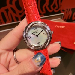 新颜色到，CARTIER【卡地亚】经典之作，2020完美演绎，女士小巧优雅款，经典就是百搭，越百搭越时尚，纯钢外壳，进口石英机芯，矿物质耐磨镜面，上手美美哒【尺寸：33mm】