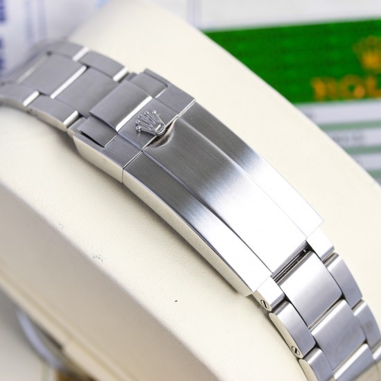 新款 首推 ROLEX 精品最热门的劳力士潜水表 全新款升级版 高档次字面 表带表扣细节 更加漂亮,抛光表扣 316L精钢表壳,尺寸:40mm*12mm,蓝宝石镜面,超强夜光,装置全新进口机械机芯 ,做工一流、完美出品、独家高端品质,商务休闲必备 出货实拍! 新款 首推 ROLEX 精品最热门的劳力士潜水表 全新款升级版 高档次字面 表带表扣细节 更加漂亮,抛光表扣 316L精钢表壳,尺寸:40mm*12mm,蓝宝石镜面,超强夜光,装置全新进口机械机芯 ,做工一流、完美出品、独家高端品质,商务休闲必备 出货实拍!