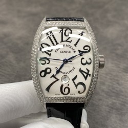 Franck Muller 法兰克穆勒满钻 FM 法穆兰 Casablanca系列 8880 B SC DT自动机械腕表 酒桶形精钢抛光表壳 穹型蓝宝石镜面 镜面与表壳完美拼合 镶嵌施华洛世奇水晶表盘 日历窗口镶嵌放大镜 日本西铁城8205自动机械机芯 客户定制美洲鳄鱼皮表带 针扣 39.5mmX55.3mm 出货实拍