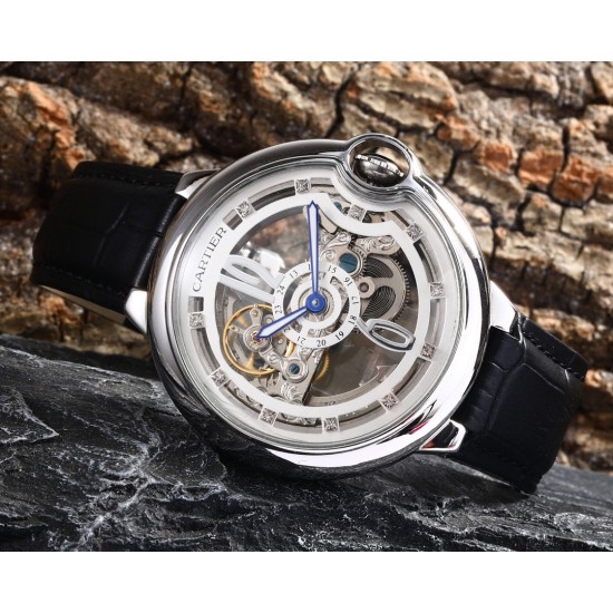 实物拍摄品牌:卡地亚-CARTIER 类型:男士腕表表壳:316精钢(做工上乘)表带:进口小牛皮/原装扣机芯:高级定制全自动机械机芯(走时稳定)材料:高级强化镀膜镜面尺寸:直径46mm,厚度14mm 实物拍摄品牌:卡地亚-CARTIER 类型:男士腕表表壳:316精钢(做工上乘)表带:进口小牛皮/原装扣机芯:高级定制全自动机械机芯(走时稳定)材料:高级强化镀膜镜面尺寸:直径46mm,厚度14mm