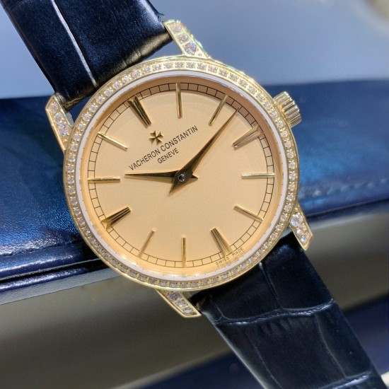 实拍2020年江诗丹顿传袭超薄系列-Vacheron Constantin 专为女神打造的,奢华时尚,采用进口316钢表壳,搭配原装进口9015机芯(0返修),天然蓝宝石玻璃镜面,直径33mm,超薄工艺7.8mm,超强防水30米,竹节纹进口小牛皮表带,一表一码。 实拍2020年江诗丹顿传袭超薄系列-Vacheron Constantin 专为女神打造的,奢华时尚,采用进口316钢表壳,搭配原装进口9015机芯(0返修),天然蓝宝石玻璃镜面,直径33mm,超薄工艺7.8mm,超强防水30米,竹节纹进口小牛皮表带,一表一码。