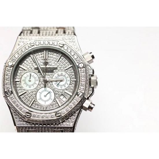 (K8新品)爱彼Audemars Piguet 皇家橡树系列 26320ST 26320BA 26320OR 钻石手表 搭载316L不锈精钢表壳 实心厚重钢带精选进口奥地利水钻 光彩闪耀 采用进口VK石英跑秒机芯 精准计时 耗时11个月 多功能钻石精装手表 尺寸42mm 重量170g (K8新品)爱彼Audemars Piguet 皇家橡树系列 26320ST 26320BA 26320OR 钻石手表 搭载316L不锈精钢表壳 实心厚重钢带精选进口奥地利水钻 光彩闪耀 采用进口VK石英跑秒机芯 精准计时 耗时11个月 多功能钻石精装手表 尺寸42mm 重量170g