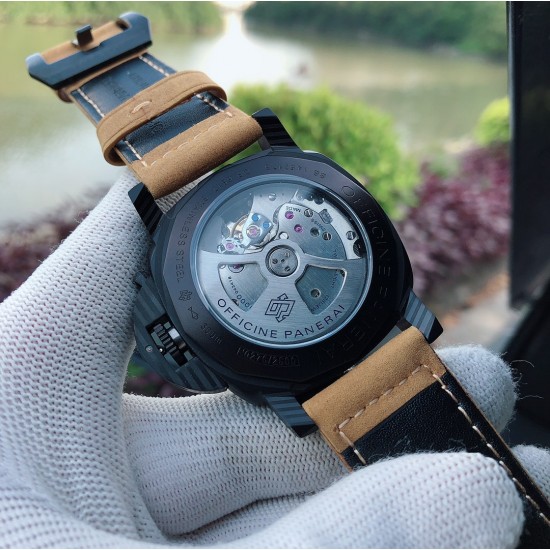沛纳海 PAM01441 44mm表径全高端做工一比一,专柜品质送礼首选 黑色表盘与黑色精钢材质表壳浑然一体,完美的将沛纳海的深海气息表现出来。夜光阿拉伯数字时标非常醒目,并且与黑色表盘非常融洽,丝豪没有突兀感,另外表带也使用316L精钢材质、搭载他TJ全自动上链机芯,具备GMT格林威治时间功能!!!绝对高品质!!!三杰为你精致推荐男士多功能石英男士腕表 精致传承真实效果 SJ品质的保证 沛纳海 PAM01441 44mm表径全高端做工一比一,专柜品质送礼首选 黑色表盘与黑色精钢材质表壳浑然一体,完美的将沛纳海的深海气息表现出来。夜光阿拉伯数字时标非常醒目,并且与黑色表盘非常融洽,丝豪没有突兀感,另外表带也使用316L精钢材质、搭载他TJ全自动上链机芯,具备GMT格林威治时间功能!!!绝对高品质!!!三杰为你精致推荐男士多功能石英男士腕表 精致传承真实效果 SJ品质的保证