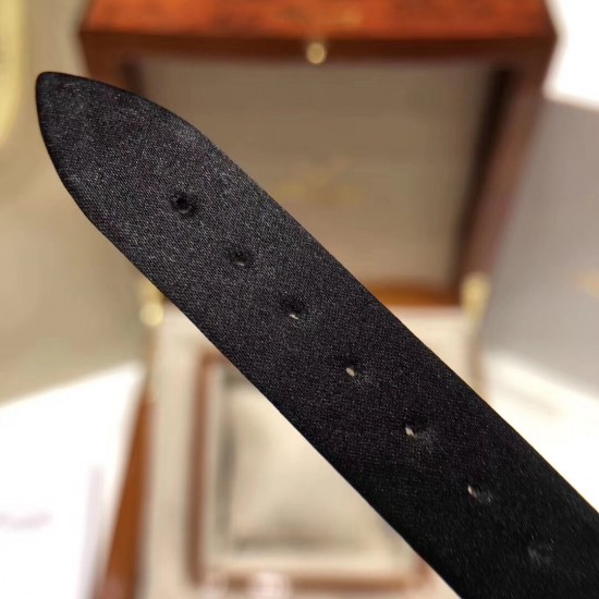 实拍 Breguet-宝玑那不勒斯皇后系列! 史上最强最美 超薄 最新升级版本 绝对值得拥有的一款 正品一致的拉丁料绢表带 蓝宝石拱桥弧形玻璃 表盘用天然白色珍珠母贝 阿拉伯数字时符 经典的蓝钢宝玑指针 6点位设有一颗水滴形钻石 机芯是586/1自动上链机 我们一直正品完美复刻 那不勒斯皇后款 绝对的女神气质名媛款 最重要的是百搭得来不失少女心 必入款❗带上一秒变女神,各种派对,晚会,聚会,约会,发布会,让你BlingBling。 实拍 Breguet-宝玑那不勒斯皇后系列! 史上最强最美 超薄 最新升级版本 绝对值得拥有的一款 正品一致的拉丁料绢表带 蓝宝石拱桥弧形玻璃 表盘用天然白色珍珠母贝 阿拉伯数字时符 经典的蓝钢宝玑指针 6点位设有一颗水滴形钻石 机芯是586/1自动上链机 我们一直正品完美复刻 那不勒斯皇后款 绝对的女神气质名媛款 最重要的是百搭得来不失少女心 必入款❗带上一秒变女神,各种派对,晚会,聚会,约会,发布会,让你BlingBling。