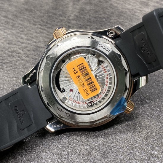 【VS出品】欧米茄 海马300M 316精钢材质打造！玫瑰金，胶带款！8800机 42MM！出货实拍