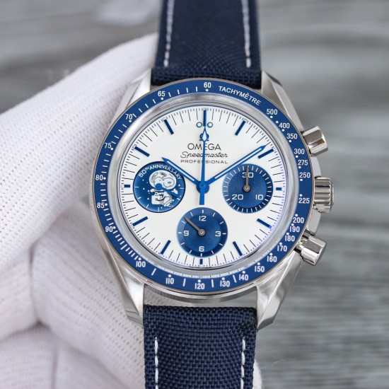 欧米茄 OMEGA 超霸系列310.32.42.50.02.001腕表(史努比奖”50周年纪念腕表），OB2 精钢表壳，蓝色氧化锆[ZrO2]陶瓷表圈，并饰以白色珐琅测速刻度，银白色表盘饰有经蓝色PVD处理的尖角形时标和指针， 密底，饰有致敬“阿波罗”13号任务及欧米茄“史努比奖”等黑色镌刻元素，定制3861型手动机械计时，42毫米。