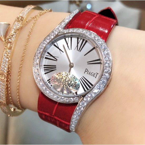 实拍 中国红 伯爵 全新Piaget Lime light系列腕表,以其独特的造型,引领着时尚界的风潮,更是邀请到国际巨星巩俐倾情代言,必将成为伯爵品牌全新的识别69式印,瑞士石英32mm 白金电镀 认准独家实拍细节品质! 实拍 中国红 伯爵 全新Piaget Lime light系列腕表,以其独特的造型,引领着时尚界的风潮,更是邀请到国际巨星巩俐倾情代言,必将成为伯爵品牌全新的识别69式印,瑞士石英32mm 白金电镀 认准独家实拍细节品质!