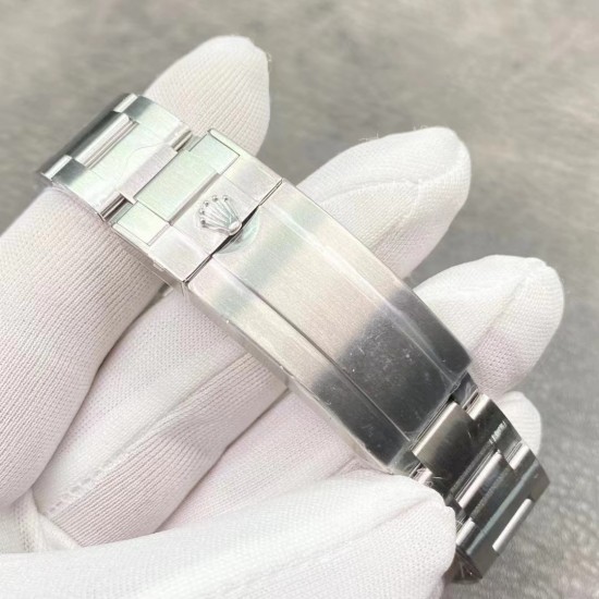 现货,可以秒发!劳力士124060 c厂出品,submariner 无历黑水鬼41mm直径,搭载一比一超级3230 动力72小时 无卡度机芯装饰 机芯及其稳定!904L精钢 /搭配ar厂钢带 !表盘使用市场独家锅盖字面 无面脚设计 ps:有面脚的成本低很多 !唯一做到指针夜光/字钉夜光 做到同色 因为都是第三方工厂加工+自购瑞士 c1+c3夜光粉 !字钉ip白金电镀颜色无限接近原装 clean陶瓷类配件 无需赘述! clean厂出品,出货实拍 现货,可以秒发!劳力士124060 c厂出品,submariner 无历黑水鬼41mm直径,搭载一比一超级3230 动力72小时 无卡度机芯装饰 机芯及其稳定!904L精钢 /搭配ar厂钢带 !表盘使用市场独家锅盖字面 无面脚设计 ps:有面脚的成本低很多 !唯一做到指针夜光/字钉夜光 做到同色 因为都是第三方工厂加工+自购瑞士 c1+c3夜光粉 !字钉ip白金电镀颜色无限接近原装 clean陶瓷类配件 无需赘述! clean厂出品,出货实拍