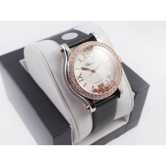 实拍 《YF》正品开模 新品推出 萧邦快乐钻278559-3003 采用手工丝绸带无法掩饰的奢华感 YF一直追求与原装一致 不胡乱修改任何原装没有的款式。 实拍 《YF》正品开模 新品推出 萧邦快乐钻278559-3003 采用手工丝绸带无法掩饰的奢华感 YF一直追求与原装一致 不胡乱修改任何原装没有的款式。