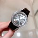 实拍 新推出黑色牛皮表带 伯爵 全新Piaget Lime light系列腕表,以其独特的造型,引领着时尚界的风潮,更是邀请到国际巨星巩俐倾情代言,必将成为伯爵品牌全新的识别69式印,瑞士石英32mm 白金电度 最好的T钻一比一品质。 实拍 新推出黑色牛皮表带 伯爵 全新Piaget Lime light系列腕表,以其独特的造型,引领着时尚界的风潮,更是邀请到国际巨星巩俐倾情代言,必将成为伯爵品牌全新的识别69式印,瑞士石英32mm 白金电度 最好的T钻一比一品质。
