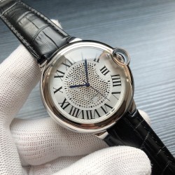蓝气球系列   镂空新款【最新】：卡地亚 CARTIER S9 最新设计 别致精品【类型】：精品男士腕表【表带】：真牛皮表带【机芯】：顶级全自动机械机芯【镜面】：矿物质强化玻璃（更高清）品味高雅 浩瀚大气 匠心独运 腕间瑰宝尺寸：直径43mm厚12mm热卖上市！欢迎转载！