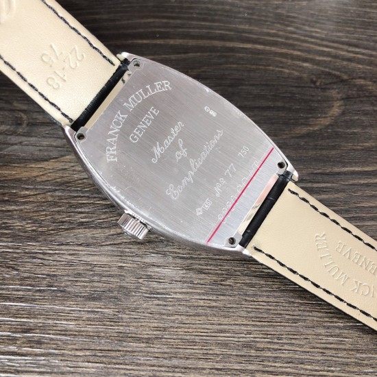 法兰克 穆勒Franck Muller 全新满天星系列⚓️搭载进口日本西铁城机械机芯⚙️意大利双面小牛皮原装针扣酒桶形拱桥状精钢表壳⚫️手工全镶嵌施华洛水晶钻 高贵霸气尺寸43*55mm高尚的艺术 精湛的工艺 一经发布 无不轰动 法兰克 穆勒Franck Muller 全新满天星系列⚓️搭载进口日本西铁城机械机芯⚙️意大利双面小牛皮原装针扣酒桶形拱桥状精钢表壳⚫️手工全镶嵌施华洛水晶钻 高贵霸气尺寸43*55mm高尚的艺术 精湛的工艺 一经发布 无不轰动