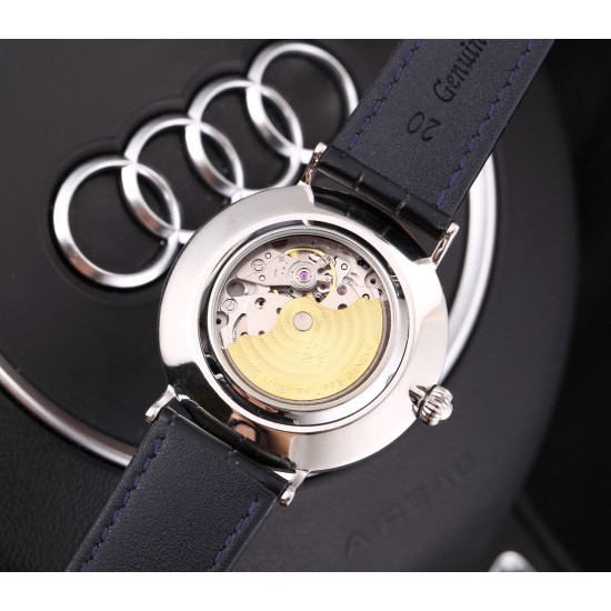 实物拍摄品牌：百达翡丽-PATEK PHILPPE 类型：[酷]男士腕表表壳：316精钢（做工优质）表带：进口小牛皮/316精钢(两种可选)机芯：进口8215全自动机械机芯(走时稳定)材料：高级强化镀膜镜面尺寸：直径40mm 厚度12.5mm