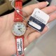实拍 LONGINES【浪琴】新款女士腕表小巧精致,以钻石装饰、搭配色彩鲜明鳄鱼皮表带,优雅藏在细节里,时尚高雅的来凸显个人风格,优雅地停留在手腕,纯钢表壳,瑞士机芯,蓝宝石镜面, 实拍 LONGINES【浪琴】新款女士腕表小巧精致,以钻石装饰、搭配色彩鲜明鳄鱼皮表带,优雅藏在细节里,时尚高雅的来凸显个人风格,优雅地停留在手腕,纯钢表壳,瑞士机芯,蓝宝石镜面,