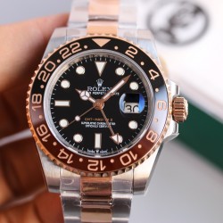顶级做工KS出品：劳力士 黑绿水鬼 不断提高复刻效果，ROLEX劳力士 GMT间玫、全玖款! 精钢不断改进的钻研精神，特别是五大神器的业界认可，目前销量一直成上升趋势！【尺寸】直径40mm【表镜】抗刮损蓝水晶玻璃，防反光凸透式放大日历窗【表壳】上链表冠，旋入式三扣锁三重防水系统【机芯】稳定复刻2836、36改3135自动机械机芯、【表带】蚝式三节表链【表扣】40x13mm，2836自动机械机芯，蓝宝石镜面，超强夜光，折叠扣，防水大于100米