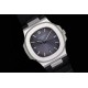 【“薄”大精深 从“芯”出发】全新升级V2版本 PATEK 。PHILPPE——鹦鹉螺5711/1A系列强势回归。1：1全新开模修正三件套壳 厚度仅9mm，修正了以往偏厚的现象，使之佩戴更贴合手腕。搭载全新定制版9015改原装CaI.324 S C洗花机芯。突破了无加夹板的情况下摆轮位置同步正品！定制级的人体工程学表带 修正了表带的铰链部分...[更多]