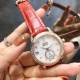 OMEGA【欧米茄】女士腕表,每一个产品都是以女神标准打造的,总能让你惊喜收获魅力加分,奢华时尚丝毫不减以往,但却多了一分简约的清新气息,不管是哪款欧米茄腕表从来都无需考虑配搭问题,二针半星空面 纯钢表壳镶嵌施华洛水晶,进口机芯,矿物质钢化镀膜镜面,进口牛皮表带,原装折叠表扣,尺寸:35mm ️心随表动 我随心动 OMEGA【欧米茄】女士腕表,每一个产品都是以女神标准打造的,总能让你惊喜收获魅力加分,奢华时尚丝毫不减以往,但却多了一分简约的清新气息,不管是哪款欧米茄腕表从来都无需考虑配搭问题,二针半星空面 纯钢表壳镶嵌施华洛水晶,进口机芯,矿物质钢化镀膜镜面,进口牛皮表带,原装折叠表扣,尺寸:35mm ️心随表动 我随心动