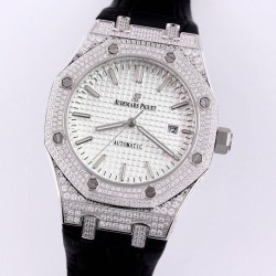 SF 爱彼 Audemars Piguet  皇家橡树系列 ️钻石壳 皮带款 搭载316L不锈精钢表壳 实心厚重钢带精选进口奥地利水钻 光彩闪耀 采用进口亚洲3120机芯 精准计时 耗时13个月 钻石精致手表 尺寸41.5x12mm 重量110g SF Factory 三杰精致推荐男士机械腕表 SJ为你精心打造超真实实物图拍摄