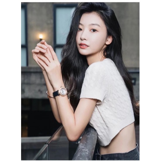 卡地的腕表太多粉丝。帕莎PashadeCartier腕表的诞生。pasha新款诞生也没几个月还不是满大街都是。就连王嘉尔、著名演员RamiMalek(拉米.马雷克)、演员TroyeSivan(特洛耶.希文)都戴过。 卡地的腕表太多粉丝。帕莎PashadeCartier腕表的诞生。pasha新款诞生也没几个月还不是满大街都是。就连王嘉尔、著名演员RamiMalek(拉米.马雷克)、演员TroyeSivan(特洛耶.希文)都戴过。