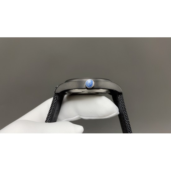 AOF全面升级 V7 版马克 飞行员PILOTS WATCHES全系列1️⃣利用最新的精密AI电喷技术,终于试验出少量的零色差的万国色值2️⃣全场唯一去除紫色温的黑面,开启了字面新工艺的 "狂飙’之战! 3️⃣字體是完美油印100%和原版相同的字体 进口超强夜光⚠️终极版己完美修正纤细大小同步原版!!⚠️而日本进口机芯9015 2892正完完全全符合这特征,最新批次日本纯进口9015 2892更显精准,耐用,摆陀低噪,零返修 AOF全面升级 V7 版马克 飞行员PILOTS WATCHES全系列1️⃣利用最新的精密AI电喷技术,终于试验出少量的零色差的万国色值2️⃣全场唯一去除紫色温的黑面,开启了字面新工艺的 "狂飙’之战! 3️⃣字體是完美油印100%和原版相同的字体 进口超强夜光⚠️终极版己完美修正纤细大小同步原版!!⚠️而日本进口机芯9015 2892正完完全全符合这特征,最新批次日本纯进口9015 2892更显精准,耐用,摆陀低噪,零返修