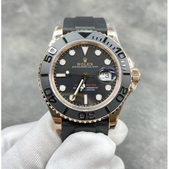 ROLEX 劳力士 YACHT MASTER 游艇名仕型 116655 搭载3235机芯,运动男表, 精钢镀厚玫瑰金表壳 ,陶瓷表圈 ,可双向转动 ,旋入式表冠 ,蓝宝石镜面有日历放大镜6点位镭射皇冠防伪 !氟橡胶表带 ,表带侧面有OYSTERFLEX字样雕刻 !表带背面有导汗槽 ,Glidelock折叠保险表扣 ,40mm 直径.出货实拍 ROLEX 劳力士 YACHT MASTER 游艇名仕型 116655 搭载3235机芯,运动男表, 精钢镀厚玫瑰金表壳 ,陶瓷表圈 ,可双向转动 ,旋入式表冠 ,蓝宝石镜面有日历放大镜6点位镭射皇冠防伪 !氟橡胶表带 ,表带侧面有OYSTERFLEX字样雕刻 !表带背面有导汗槽 ,Glidelock折叠保险表扣 ,40mm 直径.出货实拍