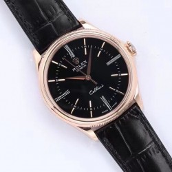 EW 劳力士 ROLEX 切利尼时间型39 1⃣️ 搭载3132自动上链机芯，没有多余日历档。2⃣️一体中层表壳，旋入式底盖及上链表冠。3⃣️结构尺寸厚度同步原装，直径39毫米，厚度为11.5毫米。4⃣️圆拱形蓝宝石玻璃，顶级意大利全包边牛皮带，做到调时、厚度、结构同步原版。三杰精致推荐男士机械腕表 SJ为你精心打造超真实实物图拍摄