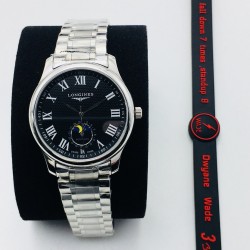 【LG Factory】新力作 浪琴Longines新款「Master Moonphase」月相日历腕表，采用ETA2824-2机芯，功能完美同步，防水深度30米，表耳线条温润流畅。表盘为大三针布局，最特别之处是表圈分钟刻度圈为立体倾斜的设计，提供出色的表盘层次感。6点的月相盘与日历功能融为一体。表盘共有3种款式：银白色麦粒纹搭配衬线体阿拉伯数字时标，黑色麦粒纹搭配罗马数字时标，蓝色日晖纹搭配棍状时标 ，直径40毫米，厚度10毫米，意大利进口小牛皮 原装蝴蝶扣 ⚠️请认准独家品质！LG品质 值得信赖！