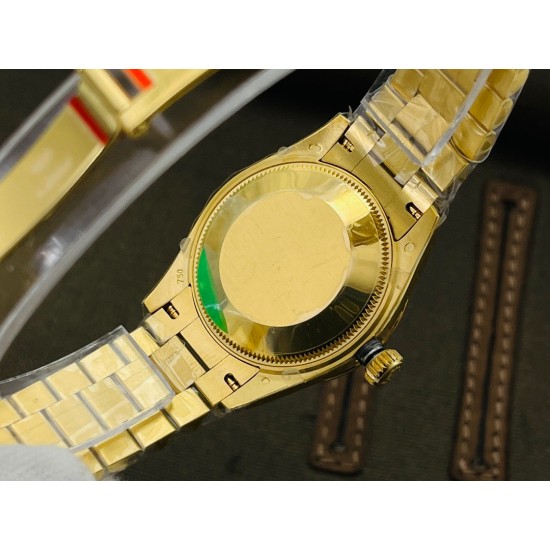 【EW Factory2021墙裂推荐】最美劳.力士Rolex蚝式恒动日志型31MM系列女士腕表!1⃣️搭配瑞士进口机芯,品质稳定可靠!2⃣️与原装一致厚度11毫米,表径31毫米!修正市场其它版本不足,市场其它版本尺寸厚度不对,一眼假!3⃣️天然孔雀石表面,每一块都是独一无二!4⃣️ 一体成型中层表壳,旋入式底盖及上链表冠!5⃣️顶级做工,每条表带与表耳完美契合,给予手腕最高的舒适度!每个极致的细节都是EW Factory匠心开发的精品精髓!欢迎您的品鉴! 【EW Factory2021墙裂推荐】最美劳.力士Rolex蚝式恒动日志型31MM系列女士腕表!1⃣️搭配瑞士进口机芯,品质稳定可靠!2⃣️与原装一致厚度11毫米,表径31毫米!修正市场其它版本不足,市场其它版本尺寸厚度不对,一眼假!3⃣️天然孔雀石表面,每一块都是独一无二!4⃣️ 一体成型中层表壳,旋入式底盖及上链表冠!5⃣️顶级做工,每条表带与表耳完美契合,给予手腕最高的舒适度!每个极致的细节都是EW Factory匠心开发的精品精髓!欢迎您的品鉴!