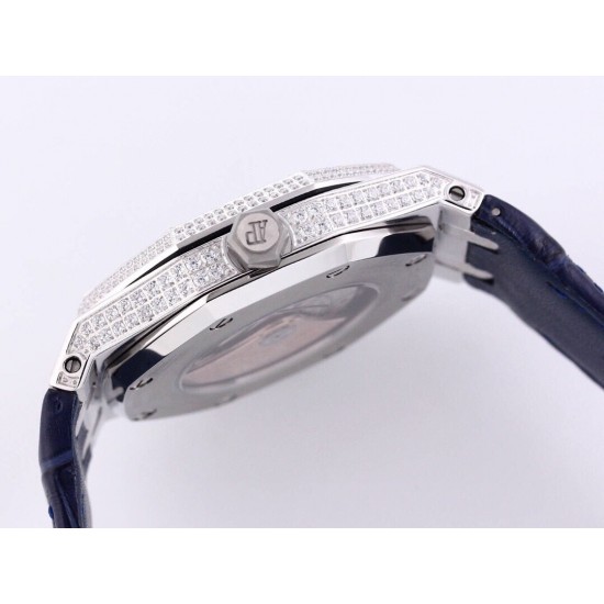 SF 爱彼 Audemars Piguet 皇家橡树系列 ️钻石壳 皮带款 搭载316L不锈精钢表壳 实心厚重钢带精选进口奥地利水钻 光彩闪耀 采用进口亚洲3120机芯 精准计时 耗时13个月 钻石精致手表 尺寸41.5x12mm 重量110g SF Factory 三杰精致推荐男士机械腕表 SJ为你精心打造超真实实物图拍摄 SF 爱彼 Audemars Piguet 皇家橡树系列 ️钻石壳 皮带款 搭载316L不锈精钢表壳 实心厚重钢带精选进口奥地利水钻 光彩闪耀 采用进口亚洲3120机芯 精准计时 耗时13个月 钻石精致手表 尺寸41.5x12mm 重量110g SF Factory 三杰精致推荐男士机械腕表 SJ为你精心打造超真实实物图拍摄
