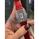 伯爵-piaget-G0A33091女士腕表，水桶形的表壳别具一格，独特的绢布表带搭配原版针扣，完美结合，尽显奢华时尚气质。原装瑞士机芯，316L精钢表壳，度18k白金和玫瑰金，尺寸27x38mm备受喜爱、值得拥有[机智][耶]实物超美