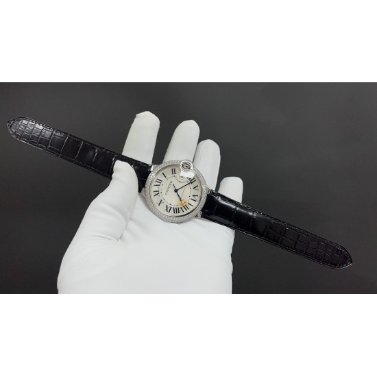 今日推荐卡地亚 蓝气球 双排钻 42mm 2824机 顶级品质 出货实拍✈️