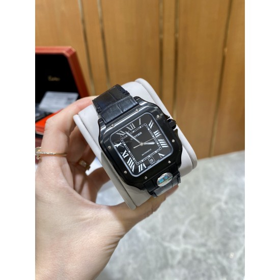 BV 出品-卡地亚SANTOS系列腕表 又添新成员了技术特点:1⃣️镜面:蓝宝石玻璃表镜2⃣️表带:精钢表链、意大利牛皮表带3⃣️表壳:精钢、ADLC碳镀层4⃣️表冠:精钢表冠、镶嵌黑色多切面合 成尖晶石5⃣️表盘:黑色6⃣️尺寸:47.5X39.8X9.38mm7⃣️机芯:进口9019机 BV 出品-卡地亚SANTOS系列腕表 又添新成员了技术特点:1⃣️镜面:蓝宝石玻璃表镜2⃣️表带:精钢表链、意大利牛皮表带3⃣️表壳:精钢、ADLC碳镀层4⃣️表冠:精钢表冠、镶嵌黑色多切面合 成尖晶石5⃣️表盘:黑色6⃣️尺寸:47.5X39.8X9.38mm7⃣️机芯:进口9019机