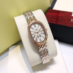 LONGINES 浪琴 Symphonette圆舞曲升级版系列腕表，表壳镶方钻高端大气之作 原装进口两针半石英机芯，精致视角美感，尺寸23*32cm！