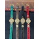 鳄鱼皮新品发布 奢华版满天星镶钻表盘卡地亚小旋风must de小金表vintage中古断货王，性价比高闭眼入。神仙颜值美绝trinity，小孩子才做选择，成年人都是all in![色]表径24mm，超薄厚度5.8mm，搭载瑞士石英机芯，罗马刻度奶油盘，简洁大两针，后镶天然美钻搭配鳄鱼皮表带更奢华超级闪。可仙可盐可甜，精致优雅上手绝美。时尚是一个经典的轮回～说不定今年的复古风，你就是走得最驾轻就熟的一个。推荐指数：⭐⭐⭐⭐⭐