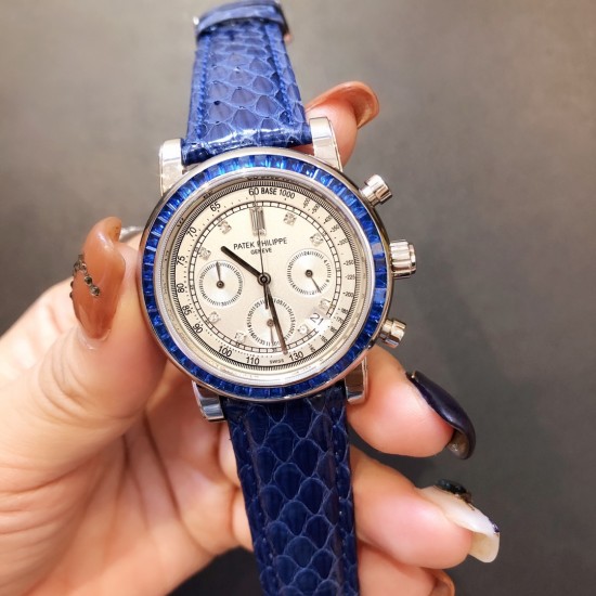 百达翡丽-PATEK PHILPPE 明珠天津雕花机(机械) 蓝宝石玻璃镜面 进口意大利牛皮 尺寸:直径:38mm 高度:约11mm 百达翡丽-PATEK PHILPPE 明珠天津雕花机(机械) 蓝宝石玻璃镜面 进口意大利牛皮 尺寸:直径:38mm 高度:约11mm