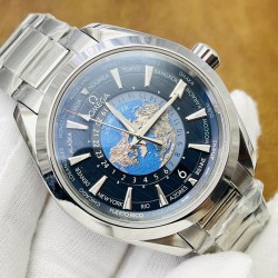 VS Factory2024墙裂推荐 海马系列220.10.43.22.03.001欧米茄世界时腕表激光烧蚀蓝色海洋，陆地浮雕勾勒，24小时hesalite水晶环。辽阔世界尽在掌握，于方寸之间伴您开启环球之旅！VS Factory匠心力作 欢迎各位表友品鉴！