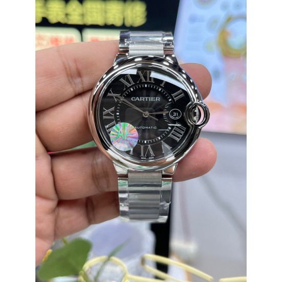 “黑色气球”!Cartier 卡地亚 蓝气球系列 以风格细腻,格调优雅著称,精钢表壳的色泽度使得腕表如气球般轻盈,罗马数字时标在表盘上显得复古深邃,蓝宝石玻璃镜面 烧钢蓝指针! “黑色气球”!Cartier 卡地亚 蓝气球系列 以风格细腻,格调优雅著称,精钢表壳的色泽度使得腕表如气球般轻盈,罗马数字时标在表盘上显得复古深邃,蓝宝石玻璃镜面 烧钢蓝指针!