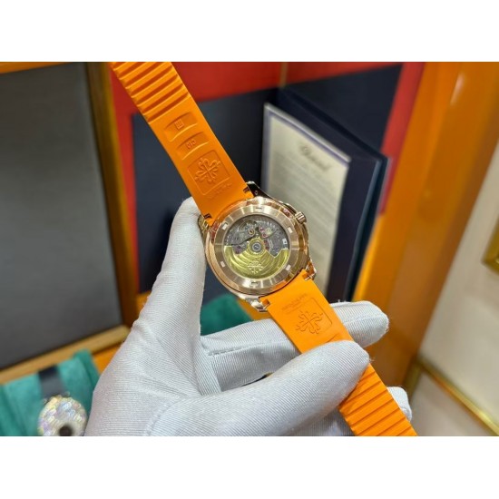 百达翡丽 手雷系列,40mm手雷 “唯一”正品完美互换真正Cal.324C机芯,改为专柜最新同款cal .330机芯,史无前例厚度和正品一致完全实现,数据正品一致!表扣升级为大花扣,满满的诚意,尺寸40mm! 百达翡丽 手雷系列,40mm手雷 “唯一”正品完美互换真正Cal.324C机芯,改为专柜最新同款cal .330机芯,史无前例厚度和正品一致完全实现,数据正品一致!表扣升级为大花扣,满满的诚意,尺寸40mm!