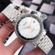 品牌：伯爵-PIAGET  类型：[酷]男士腕表表壳：316精钢（做工优质）表带：顶级316精钢机芯：进口8215全自动机械机芯（走时稳定）材料：高级蓝宝石镜面(防划花)尺寸：直径40mm ,厚度12mm