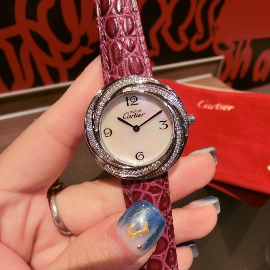 新颜色到,CARTIER【卡地亚】经典之作,2020完美演绎,女士小巧优雅款,经典就是百搭,越百搭越时尚,纯钢外壳,进口石英机芯,矿物质耐磨镜面,上手美美哒【尺寸:33mm】 新颜色到,CARTIER【卡地亚】经典之作,2020完美演绎,女士小巧优雅款,经典就是百搭,越百搭越时尚,纯钢外壳,进口石英机芯,矿物质耐磨镜面,上手美美哒【尺寸:33mm】