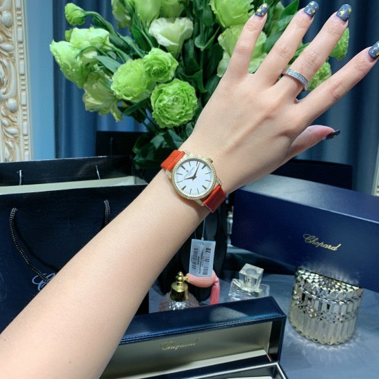 实拍2020年江诗丹顿传袭超薄系列-Vacheron Constantin 专为女神打造的,奢华时尚,采用进口316钢表壳,搭配原装进口9015机芯(0返修),天然蓝宝石玻璃镜面,直径33mm,超薄工艺7.8mm,超强防水30米,竹节纹进口小牛皮表带,一表一码。 实拍2020年江诗丹顿传袭超薄系列-Vacheron Constantin 专为女神打造的,奢华时尚,采用进口316钢表壳,搭配原装进口9015机芯(0返修),天然蓝宝石玻璃镜面,直径33mm,超薄工艺7.8mm,超强防水30米,竹节纹进口小牛皮表带,一表一码。